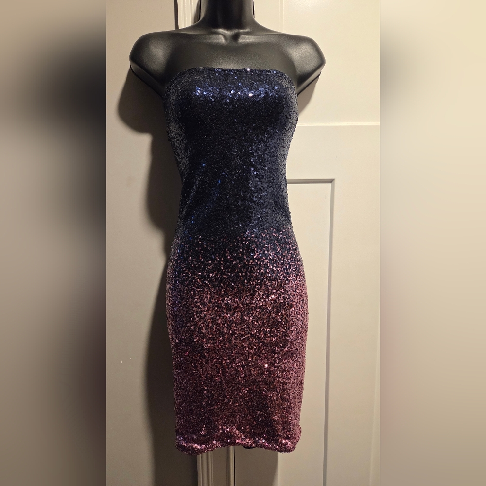 Elegant Sequin Strapless Dress